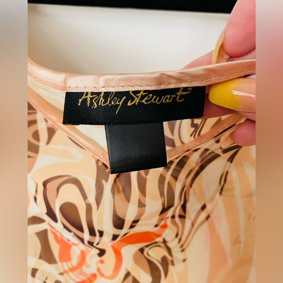 ASHLEY STEWART COLD SHOULDER SHEER FLORAL TOP - Picture 3 of 8